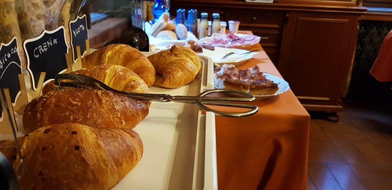 Bed & Breakfast Ottoquadri Quattordio Ngoại thất bức ảnh